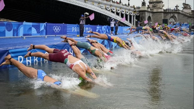 Afirman que la calidad del Sena para el triatlón era "muy buena"