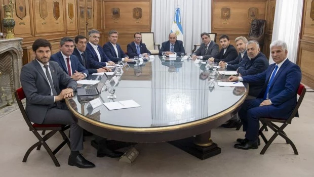 Francos recibió gobernadores de Juntos por el Cambio: fondos pendientes y obra pública en el temario