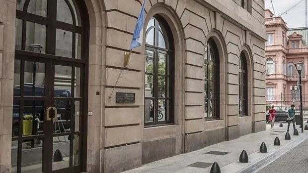 El Gobierno envió al Congreso el DNU que asigna 100 mil millones de pesos a la nueva estructura de la SIDE