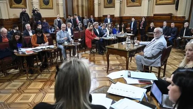 Dictamen en el Senado sobre la trata de menores de edad