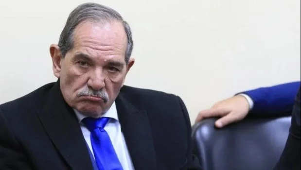 El exgobernadot tucumano recibió la pena de 16 años de prisión por violar a su sobrina.