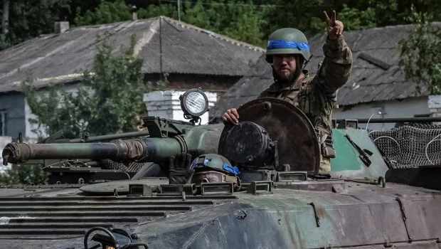 El asesor de Zelensky asegura que la operación ucraniana en Kursk está vinculada a un posible diálogo de paz