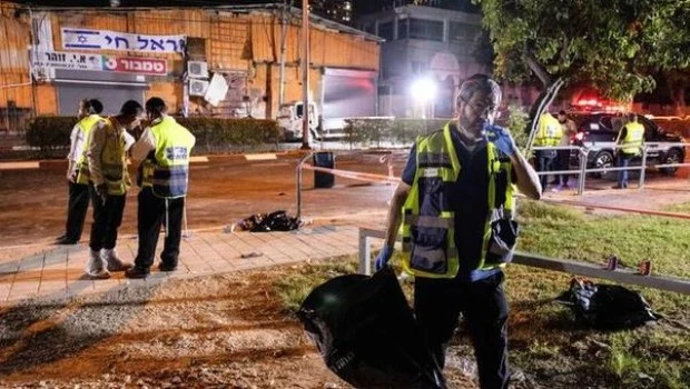 Los brazos armados de Hamas y Yihad Islámica se atribuyeron un atentado en Tel Aviv