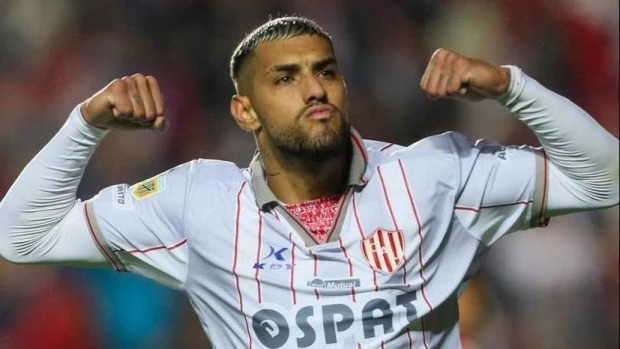 Unión goleó a Argentinos Juniors en Santa Fe y es escolta de Huracán