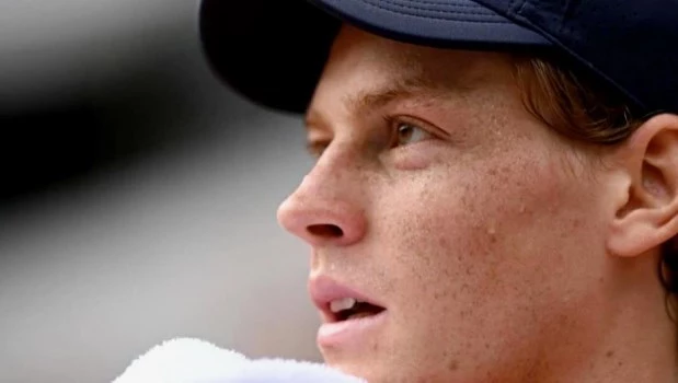 Sinner dio positivo en control antidopaje en Indian Wells, pero fue declarado inocente