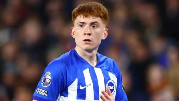 Barco dejará el Brighton y reemplazará al "Huevo" Acuña en Sevilla 