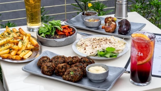 Bife y entraña en Barrio Naón