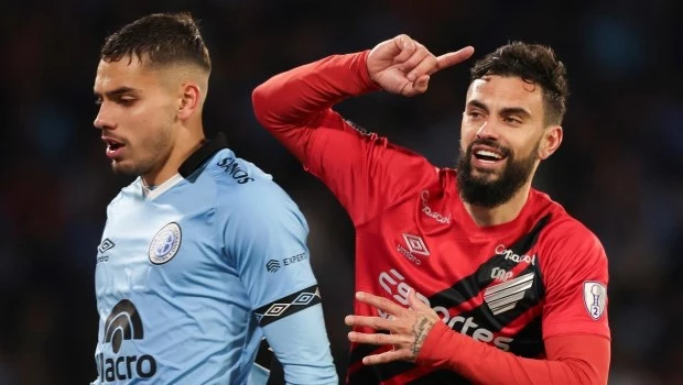 Belgrano cayó en Córdoba ante Paranaense y se despidió de la Sudamericana