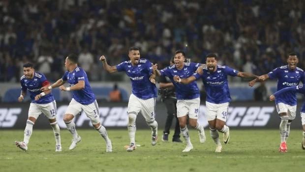 En un partido electrizante, Cruzeiro venció a Boca, que jugó con 10 todo el partido, por penales