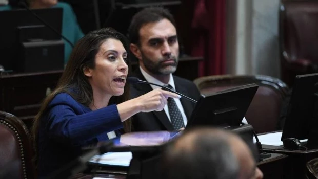 Unión por la Patria advierte a Milei: "Vetar el aumento a los jubilados le va a generar un costo muy grande"