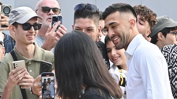 Nico GOnález fue presentado en Juventus
