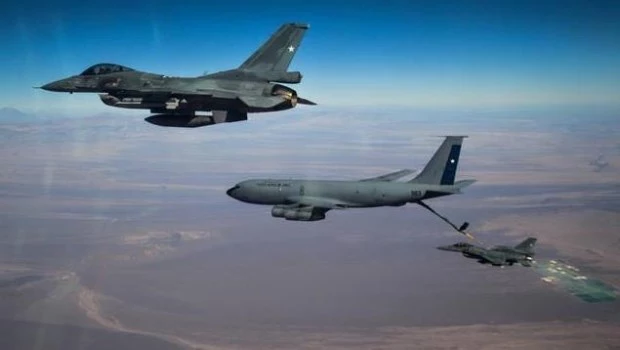 El Gobierno negó que un avión argentino haya invadido el espacio aéreo chileno