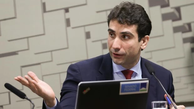 Galípolo, partidario de bajar las tasas de interés, se mostró honrado por la nominación.