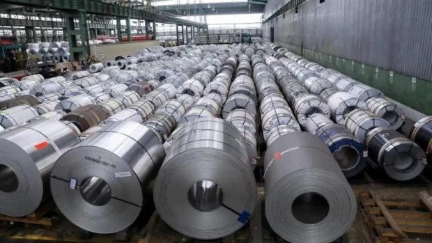 El Gobierno facilita la importación de acero e insumos industriales 