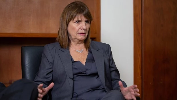 La ministra de Seguridad cuestionó la postura de Mauricio Macri