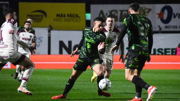 Sarmiento y Lanús no se sacaron diferencias en Junín