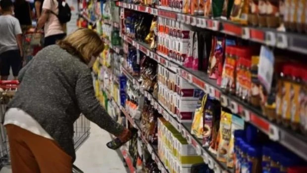 Supermercados se quejan por las tasas que les cobran municipios del conurbano