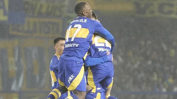 Boca le ganó a Central en la Bombonera y busca acercarse a la punta