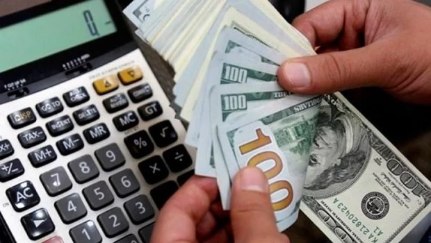 Se oficializó la baja de la alícuota del Impuesto País