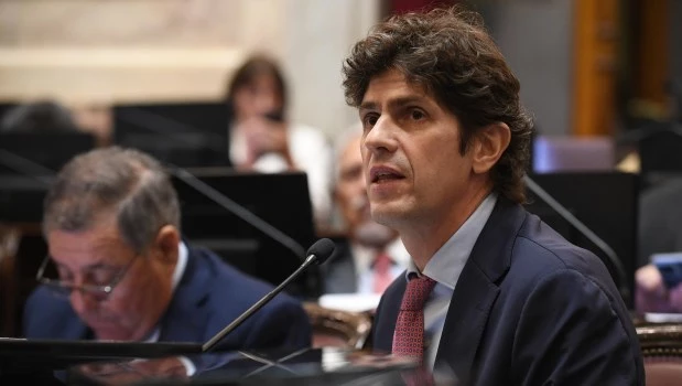 Lousteau aseguró que la UCR insistirá en el Congreso con la ley jubilatoria 
