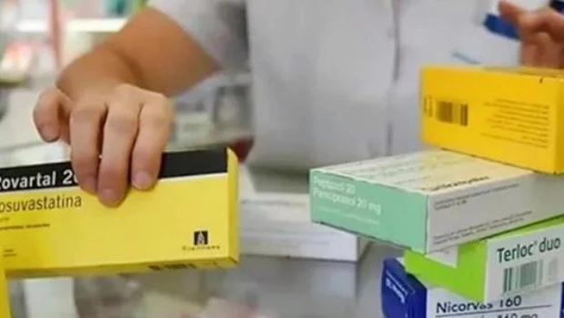 El titular del PAMI admitió recortes en la cobertura de medicamentos: "No escapamos a la realidad del país"