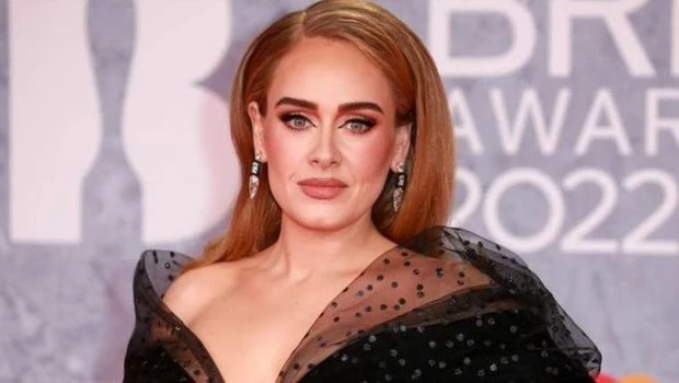 El anuncio lo hizo durante su último show frente a una multitud que la vio emocionarse hasta las lágrimas.