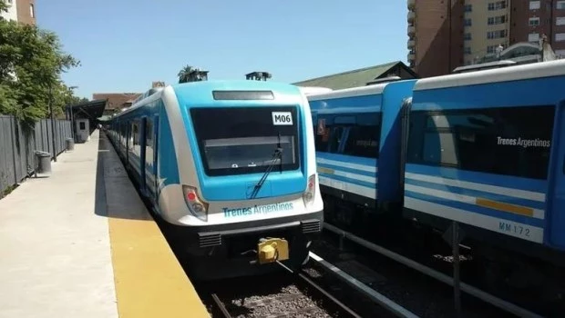 El Gobierno busca aumentar un 40% la tarifa de los trenes metropolitanos