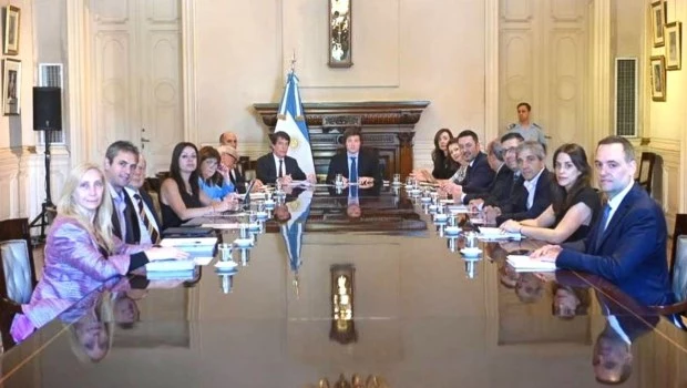 El Presidente pospuso la reunión de Gabinete para el viernes por la mañana