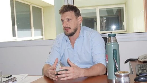 Kiczka dice que no es de él la computadora donde encontraron material de abuso sexual infantil