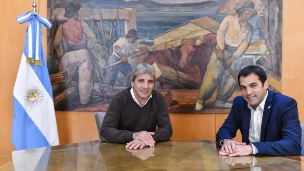 Caputo recibió al intendente de San Isidro, que se sumó a la eliminación de tasas municipales