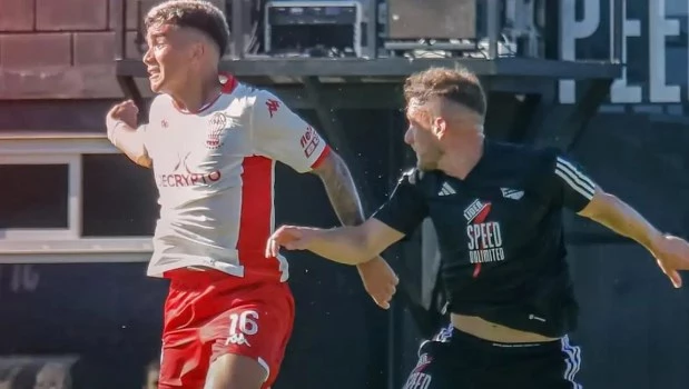 Riestra bajó a Huracán