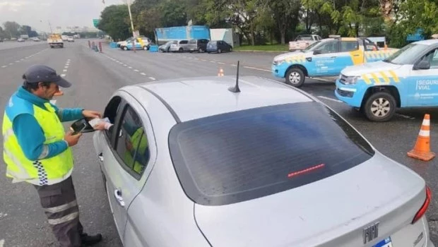Cómo es el trámite que reemplaza a la tarjeta azul 