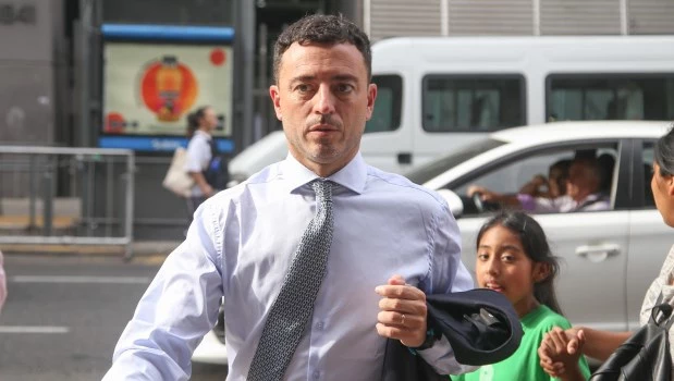 De Loredo: "Si están explorando algún acuerdo electoral con el kirchnerismo, deberían apartarse del radicalismo"