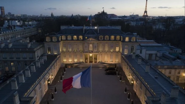 Francia les recomienda a sus ciudadanos evitar "a toda costa2 los viajes a Venezuela