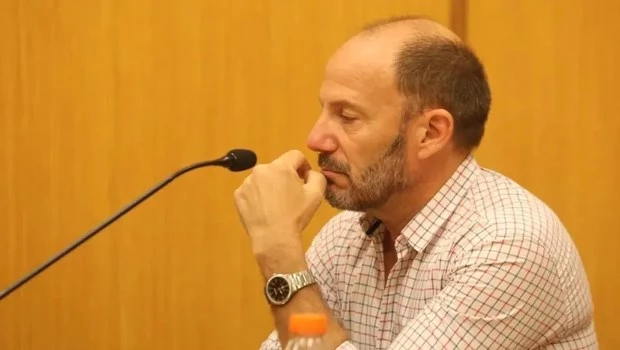 Condenaron a seis años de prisión a un periodista por tener material de abuso sexual infantil