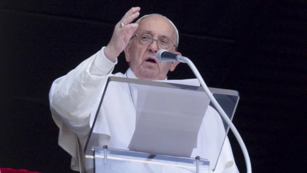 El Papa cuestionó al Gobierno: "En vez de pagar la justicia social, pagaron el gas pimienta"