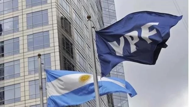 YPF anunció que seguirá con la construcción de la planta de GNL en Río Negro