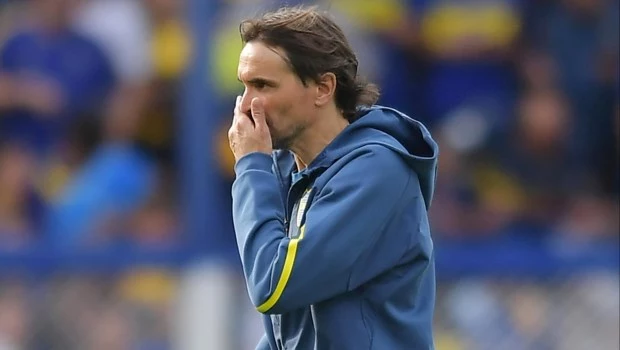 Diego Martínez seguirá dirigiendo a Boca 