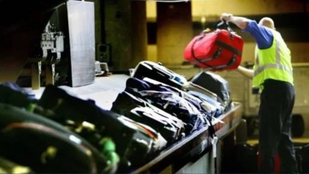 Dos maleteros de Intercargo fueron despedidos por realizar su tarea con negligencia