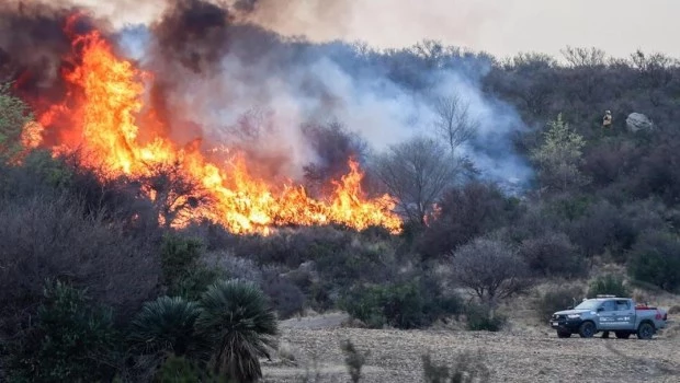 Milei viajará a Córdoba para analizar los estragos causador por los incendios