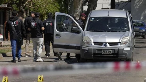 Rosario: un policía fue baleado durante un traslado millonario y está en estado crítico