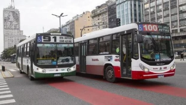 El Gobierno dictó la conciliación obligatoria y no habrá paro de colectivos