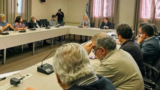 Gremios universitarios rechazan la oferta del Gobierno y confirman la marcha para el 2