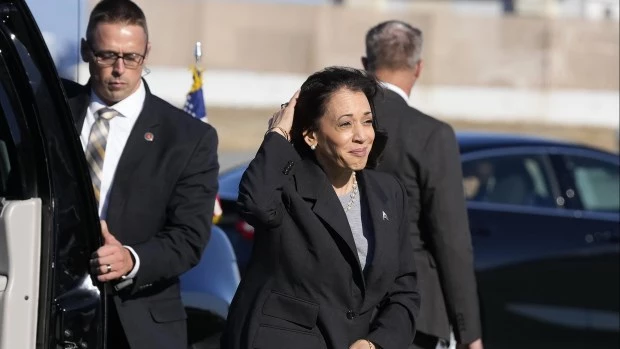 ​Harris supera a Trump en intención de voto latino, pero la ventaja demócrata se reduce