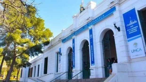El rector de la UNCA cruzó al secretario de Educación de la Nación: “Es sorprendente su desconocimiento sobre cómo funciona el sistema universitario”