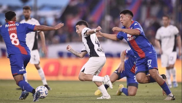 Independiente no pudo sostener la ventaja y empató con Tigre