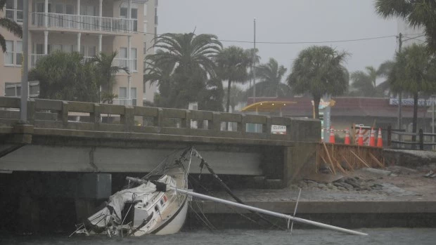 Se acaba el tiempo para evacuar mientras el huracán Milton se acerca a Florida