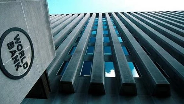 El Banco Mundial destaca la baja de la inflación pero alerta sobre la caída de la economía