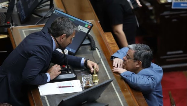 Germán Martínez: "No se hace política traicionando los compromisos electorales con el pueblo argentino"