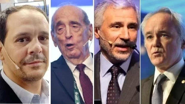 Economisas Fabio Spotorno, Ricardo Arriazu, Gustavo Cañonero y Vladimir Werning.